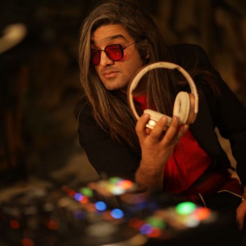 دانلود آهنگ دیجی جوکر به نام هولی 2025